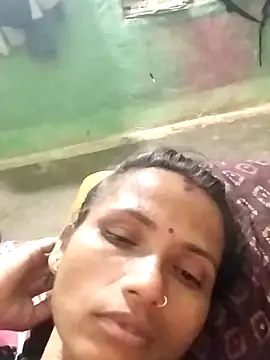 Snapshot of KIRTI12_HOT chatting on September 24, 4:10 pm KIRTI12 HOT online show from September 24, 4:10 pm