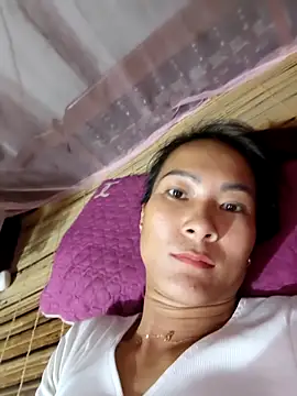 Yumyum kiw online show from September 11, 1:28 am