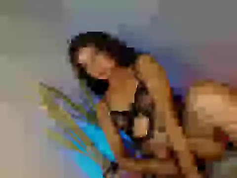 Snapshot of sinful_siren chatting on September 10, 1:11 pm sinful siren online show from September 10, 1:11 pm