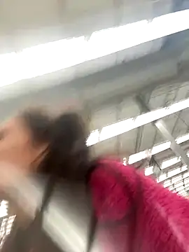 icy pisces online show from December 15, 2:32 pm