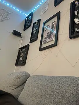 icy pisces online show from January 11, 8:41 am