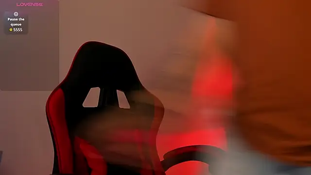 PeytonBox online show from October 28, 12:19 pm