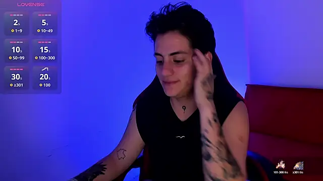 PeytonBox online show from November 25, 11:32 am