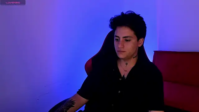 PeytonBox online show from November 27, 11:12 am