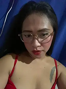 yourdevilsweettsx online show from March 5, 12:23 pm