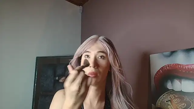 Snapshot of Electra_Gosselin chatting on December 16, 4:17 am Electra Gosselin online show from December 16, 4:17 am