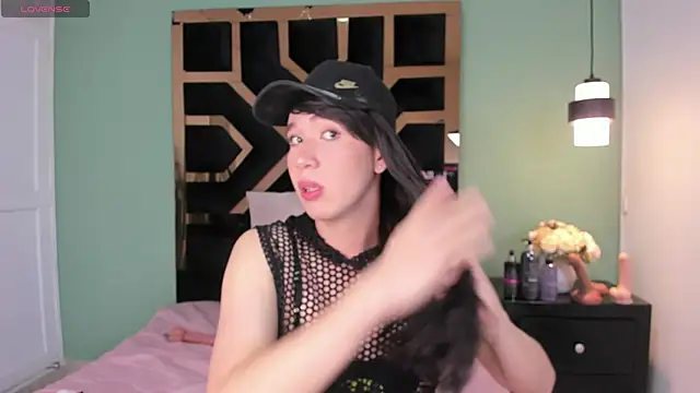 Snapshot of Electra_Gosselin chatting on January 9, 7:48 pm Electra Gosselin online show from January 9, 7:48 pm