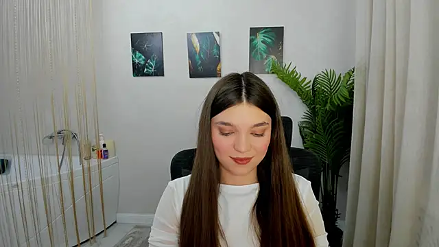 DivineAmour online show from January 17, 4:39 am