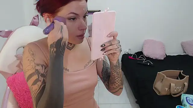 Maddy Vicius19 online show from October 4, 8:29 pm