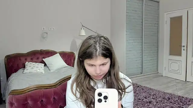 Snapshot of Lilly_Jess chatting on November 27, 7:38 pm Lilly Jess online show from November 27, 7:38 pm