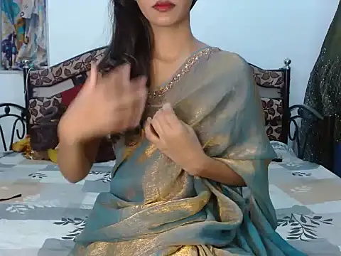 Snapshot of Drive_girl chatting on October 19, 5:24 pm Drive girl online show from October 19, 5:24 pm