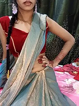 Snapshot of Drive_girl chatting on November 21, 7:23 pm Drive girl online show from November 21, 7:23 pm