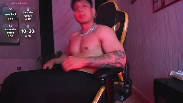 xKevyn online show from October 2, 12:23 pm