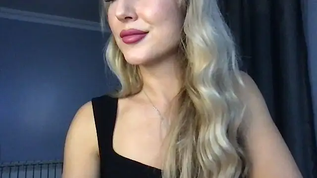 Pyrelissa online show from December 1, 6:24 pm