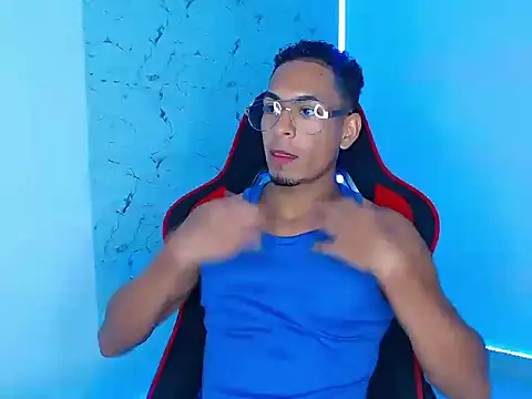 lorian vikel online show from September 10, 10:10 pm