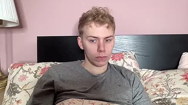 scottishtwink01 online show from October 14, 12:17 pm