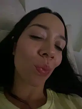 Snapshot of gaby_wild_fire chatting on October 7, 2:53 am gaby wild fire online show from October 7, 2:53 am
