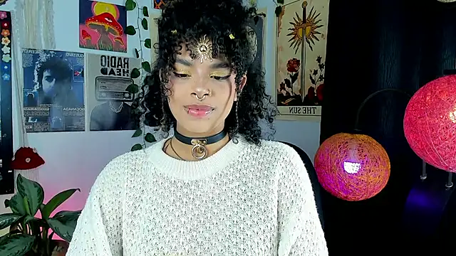 Snapshot of Raven_luv chatting on November 29, 11:41 pm Raven luv online show from November 29, 11:41 pm