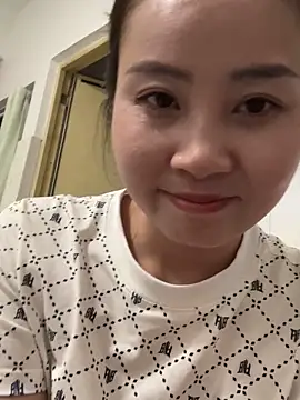 wly2028 online show from September 26, 4:44 pm