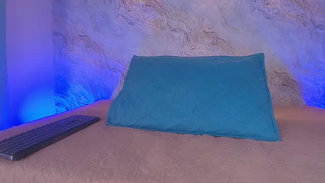 abbyrouss  online show from November 14, 3:05 am