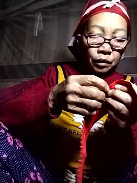 -Xuka-200 online show from January 17, 11:30 pm