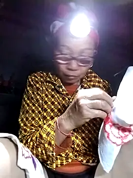 -Xuka-200 online show from February 21, 12:50 pm