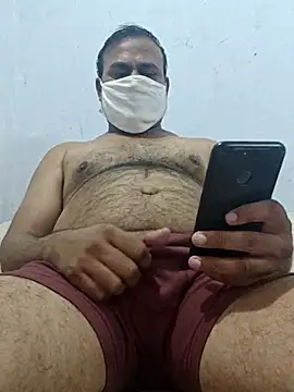 Famit025 online show from April 9, 2:00 pm