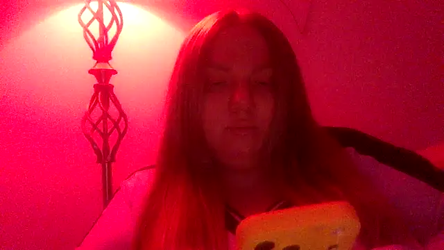 Dolaa11 online show from December 5, 7:39 am