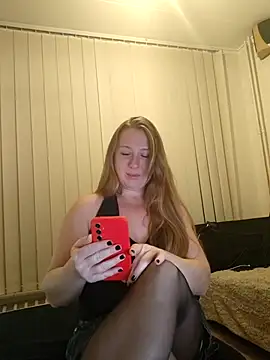 Snapshot of MazySunny chatting on October 14, 7:14 pm MazySunny online show from October 14, 7:14 pm