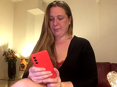 Snapshot of MazySunny chatting on November 20, 9:03 pm MazySunny online show from November 20, 9:03 pm