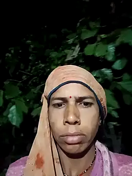 Snapshot of Sm_sanjna chatting on November 17, 10:37 pm Sm sanjna online show from November 17, 10:37 pm