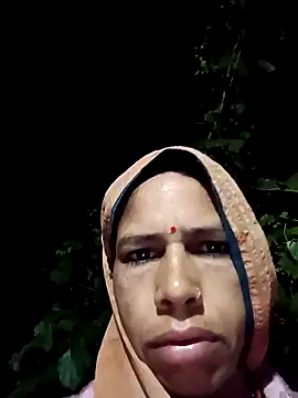 Snapshot of Sm_sanjna chatting on November 19, 10:21 pm Sm sanjna online show from November 19, 10:21 pm