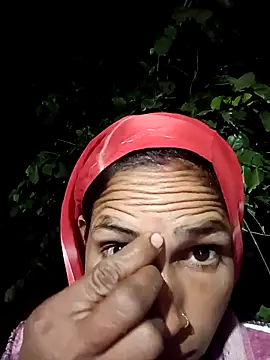 Snapshot of Sm_sanjna chatting on November 30, 3:27 pm Sm sanjna online show from November 30, 3:27 pm