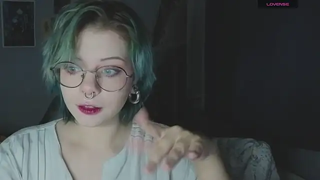 Snapshot of Alice_Zev chatting on October 7, 9:34 pm Alice Zev online show from October 7, 9:34 pm