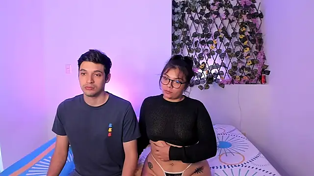 kylietimothee online show from September 12, 5:57 pm