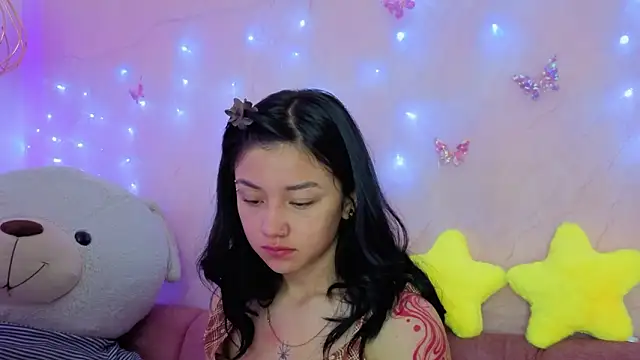 april bennett online show from February 6, 12:19 pm