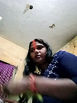 SweetKomal89 online show from October 25, 1:18 pm