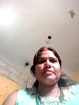 SweetKomal89 online show from October 26, 5:13 am