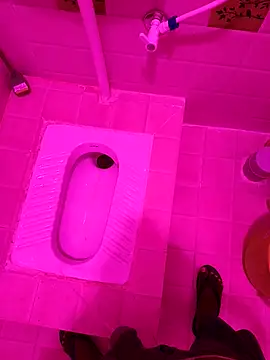 Snapshot of Chanderi19 chatting on October 11, 12:10 am Chanderi19 online show from October 11, 12:10 am