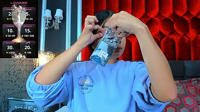 SharonBonet online show from January 14, 11:49 am