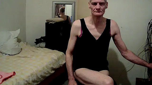 Snapshot of hobybobbi chatting on September 25, 8:45 pm hobybobbi online show from September 25, 8:45 pm