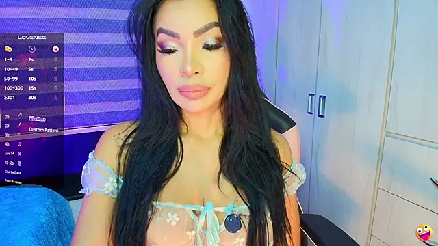 Snapshot of veronikali chatting on September 24, 1:58 pm veronikali online show from September 24, 1:58 pm