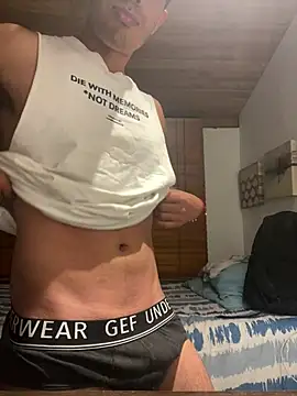 camiloyks online show from February 10, 3:21 am