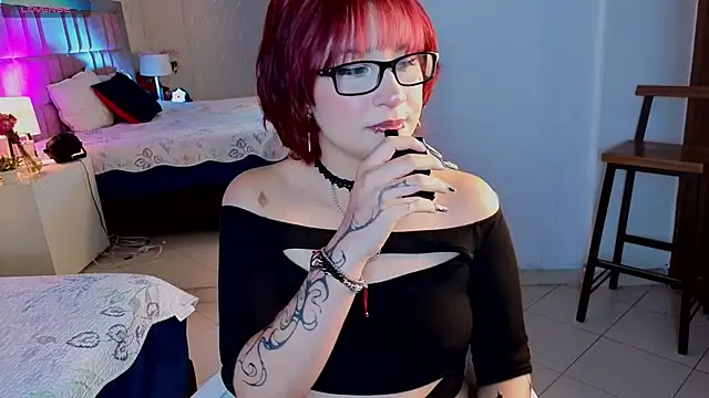 RobinBennett online show from April 6, 1:34 pm