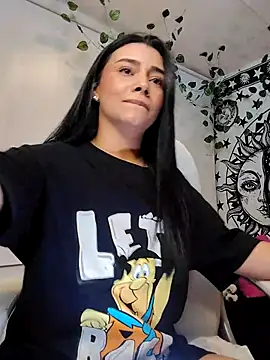 Snapshot of MarilynWhite_ chatting on November 24, 2:00 am MarilynWhite online show from November 24, 2:00 am