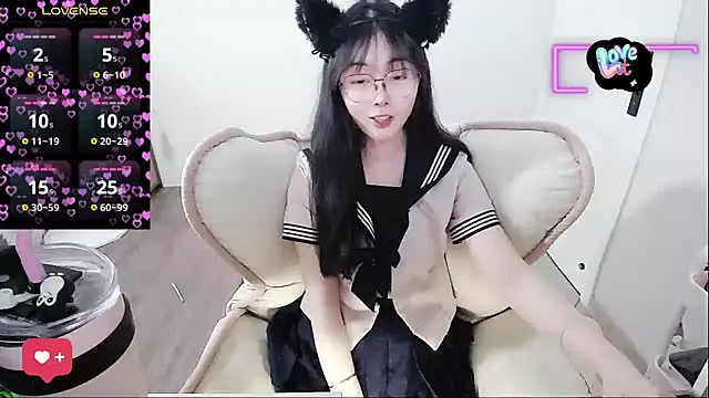 baby-yaya20 online show from April 4, 11:57 pm