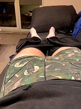 Snapshot of mystery420_ chatting on October 5, 7:23 pm mystery420 online show from October 5, 7:23 pm