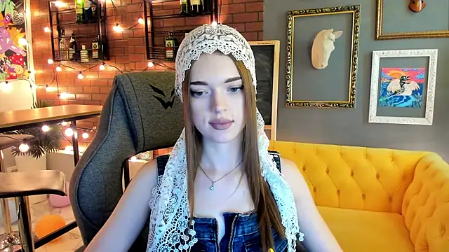 FlexyFox online show from September 17, 8:38 am