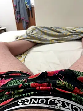 Snapshot of dicksmallll chatting on September 13, 11:15 pm dicksmallll online show from September 13, 11:15 pm