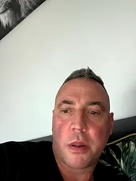 Marronglace1 online show from January 8, 1:57 pm